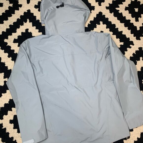 Arcteryx BETA LT Jacket Men’s Large - Picture 5 of 5